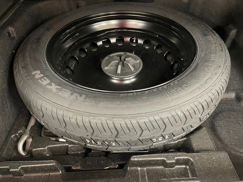 Used 2023 Mercedes-Benz GLE 450 4MATIC image 26