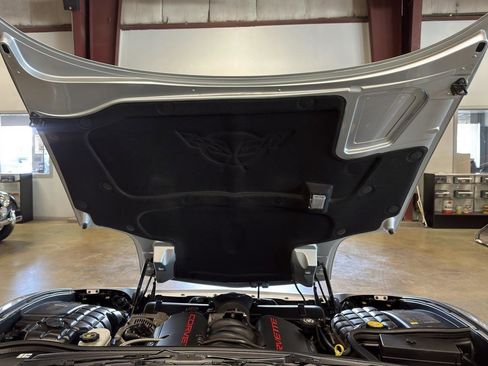 Used 1997 Chevrolet Corvette Coupe w/ Memory Pkg image 52