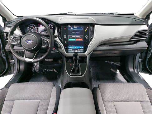 Used 2025 Subaru Outback Premium image 9
