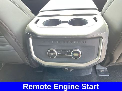 Used 2025 Ford Expedition Max Active AWD/4WD image 40