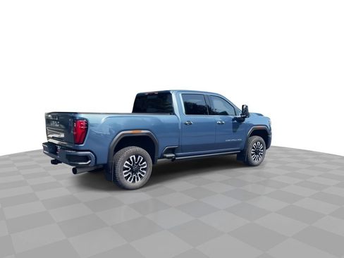Used 2024 GMC Sierra 2500 Denali Ultimate AWD/4WD image 8