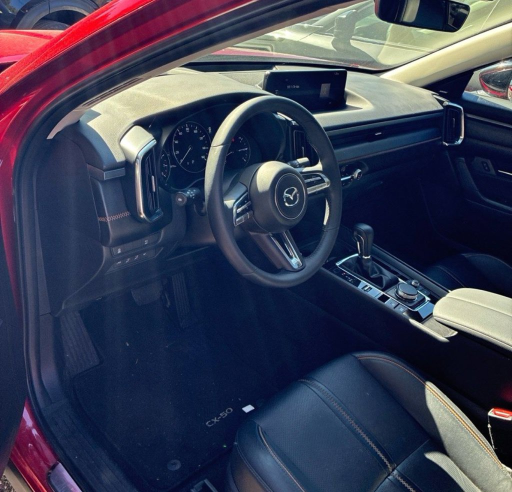 Used 2023 MAZDA CX-50 AWD 2.5 S w/ Accent Package image 5