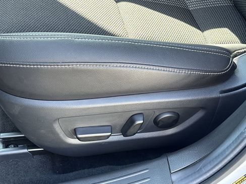 Certified 2025 MAZDA CX-50 AWD 2.5 S w/ Preferred Package image 17