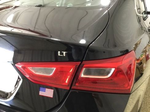 Used 2023 Chevrolet Malibu LT FWD image 17