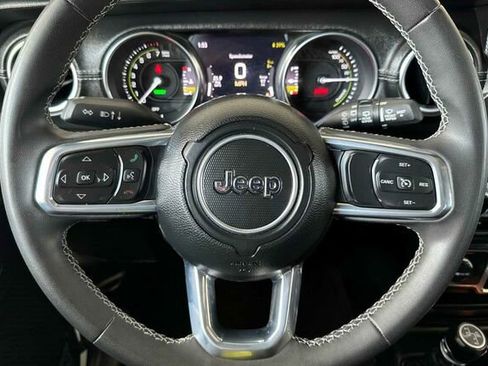 Certified 2023 Jeep Wrangler Unlimited Sahara AWD/4WD image 21