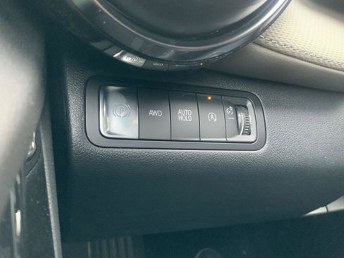 New 2026 Chevrolet Equinox LT w/ Convenience Package II image 25