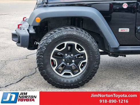Used 2013 Jeep Wrangler Unlimited Rubicon AWD/4WD image 13