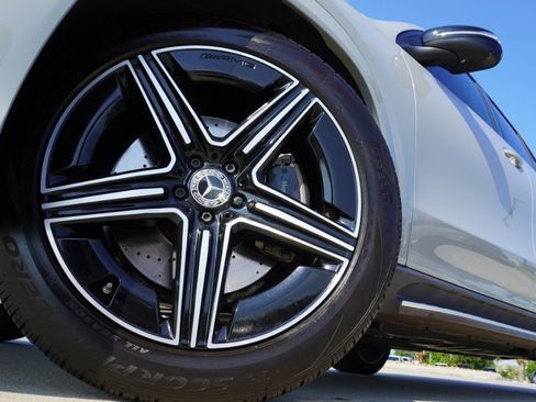Used 2025 Mercedes-Benz GLE 450 4MATIC image 11