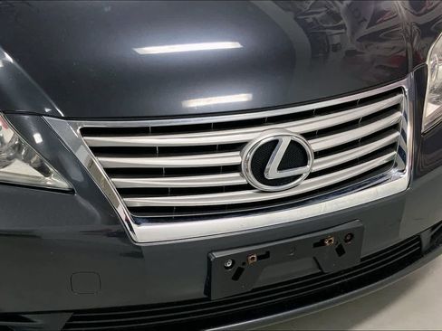 Used 2011 Lexus ES 350 image 32