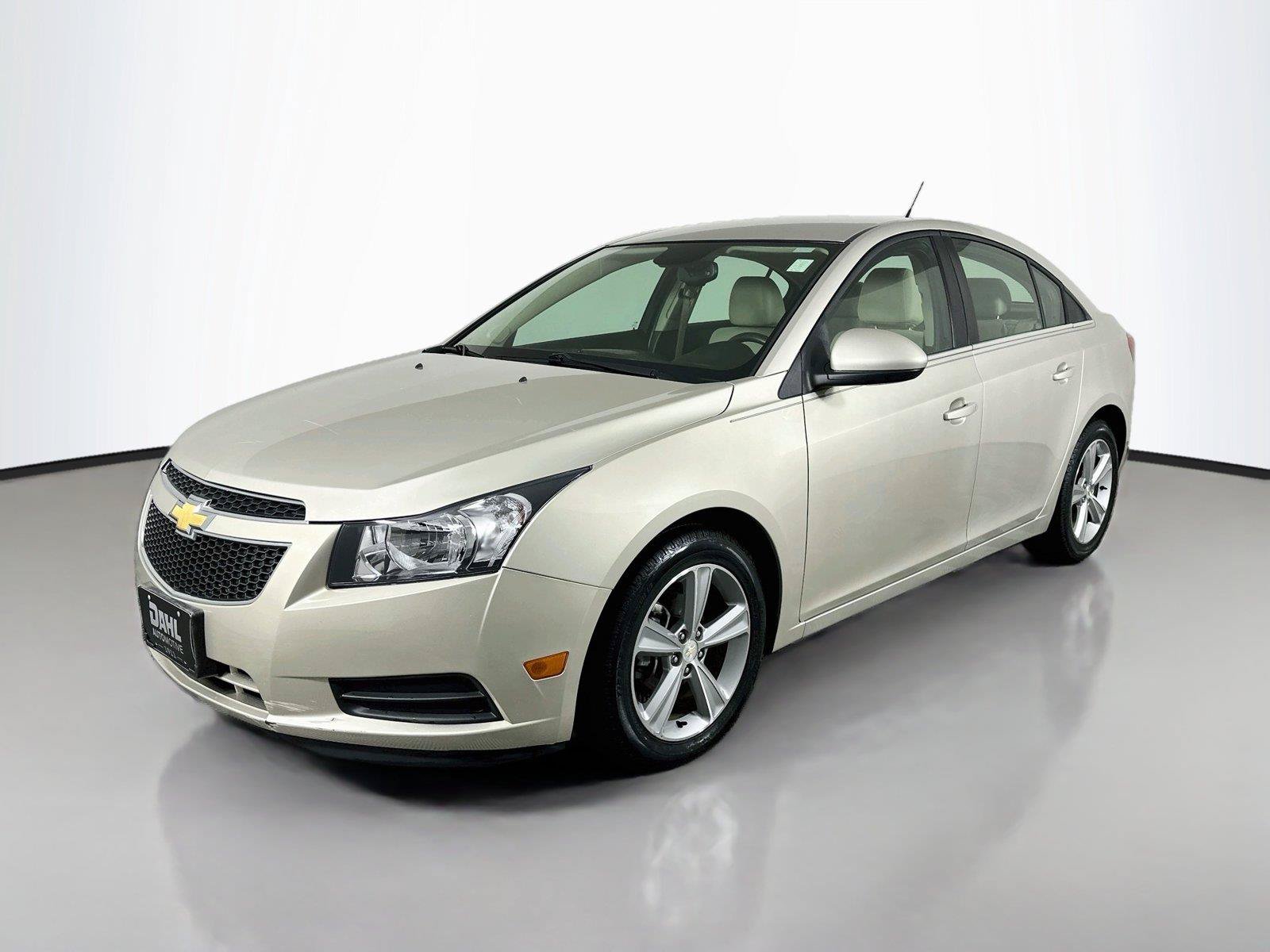 Used 2013 Chevrolet Cruze LT FWD image 4