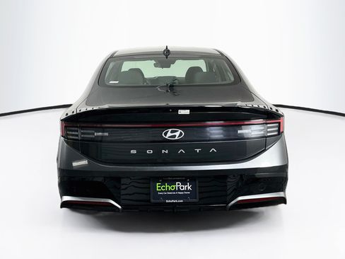 Used 2025 Hyundai Sonata SEL FWD image 7