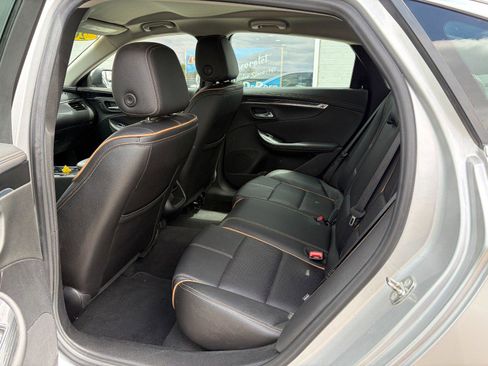 Used 2017 Chevrolet Impala Premier FWD image 20