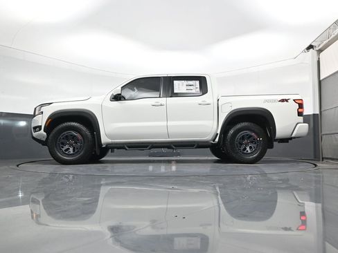 New 2026 Nissan Frontier PRO-4X w/ Pro-4x Convenience Package image 18