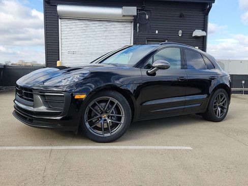 New 2026 Porsche Macan Turbo image 1