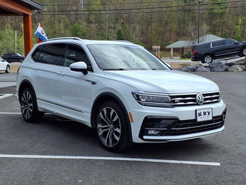 Used 2020 Volkswagen Tiguan SEL Premium R-Line w/ 3rd Row Seat Package image 3