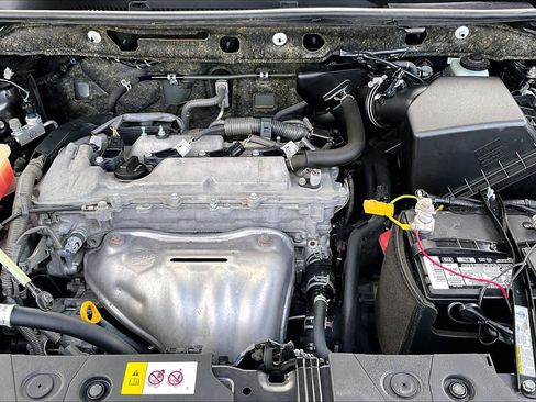 Used 2017 Toyota RAV4 LE w/ All Weather Liner Package image 32