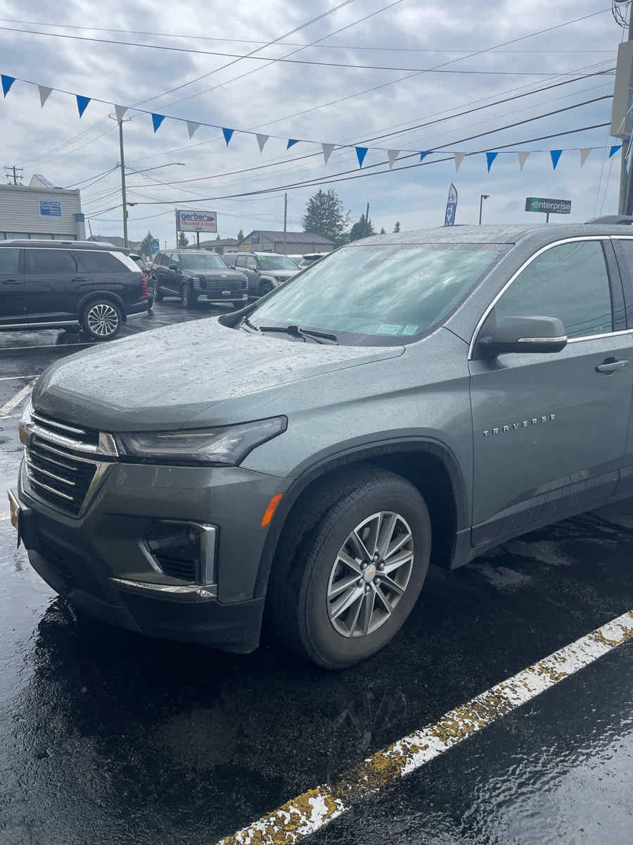 Used 2023 Chevrolet Traverse LT AWD/4WD image 4