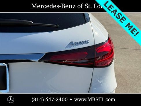 Certified 2025 Mercedes-Benz GLC 300 4MATIC image 11