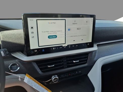 New 2026 Ford Explorer Platinum image 26