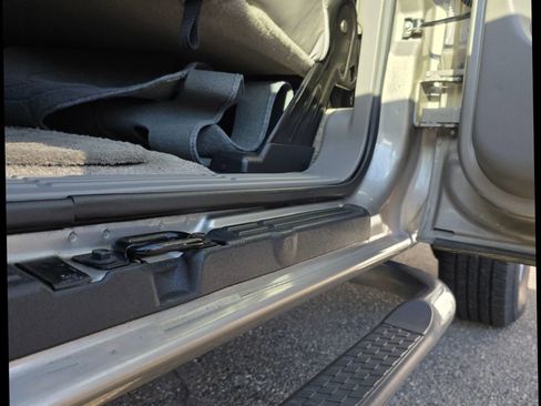 Used 2002 GMC Sierra 1500 Denali image 14