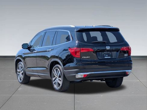 Certified 2017 Honda Pilot Touring image 3
