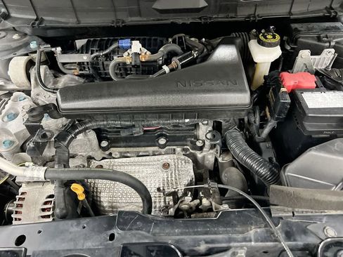 Used 2020 Nissan Rogue SV image 24