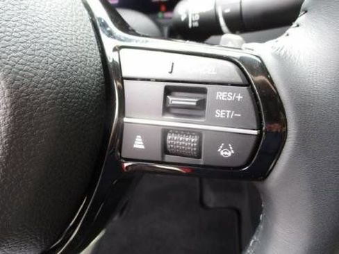 Used 2023 Honda Accord Touring image 14