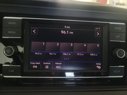 Used 2019 Volkswagen Jetta S image 25