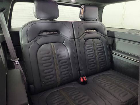 Used 2022 Rivian R1S Launch Edition image 25