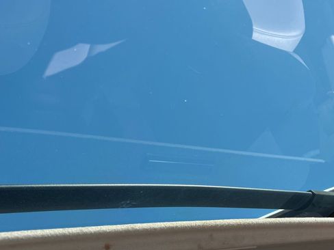 Used 2017 Subaru Forester 2.5i Limited image 16