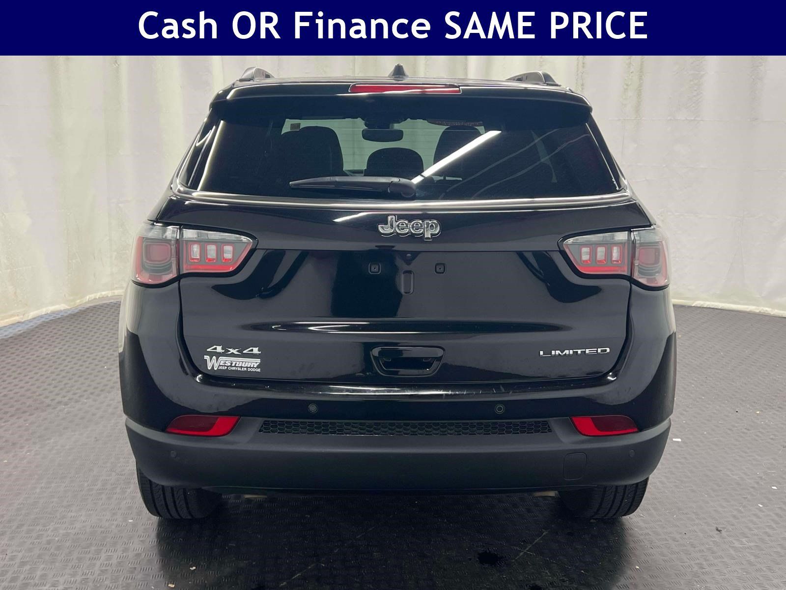 Used 2025 Jeep Compass Limited AWD/4WD image 7
