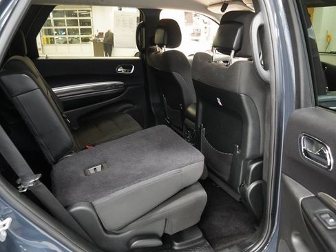 Used 2018 Dodge Durango SXT w/ 3rd Row Seating Group image 23