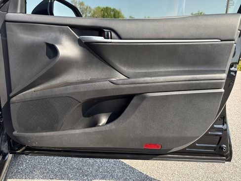 Used 2023 Toyota Camry SE image 25