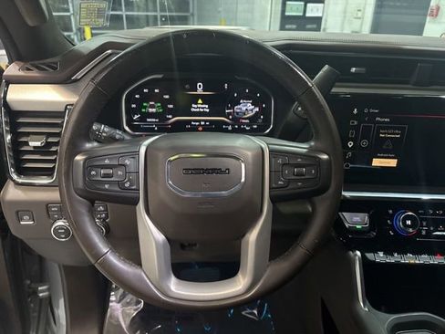 Used 2024 GMC Sierra 2500 Denali w/ Denali Reserve Package image 16