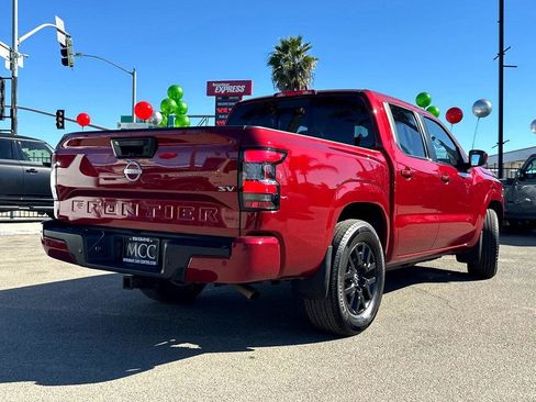 Used 2024 Nissan Frontier SV w/ SV Convenience Package image 12