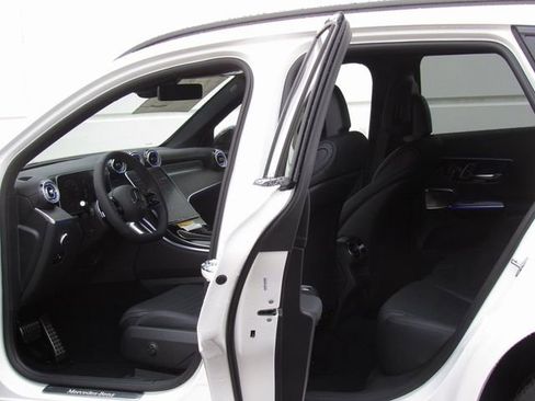 New 2026 Mercedes-Benz GLC 300 4MATIC image 13