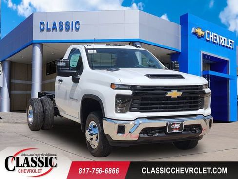 New 2026 Chevrolet Silverado 3500 W/T w/ WT Convenience Package AWD/4WD image 1