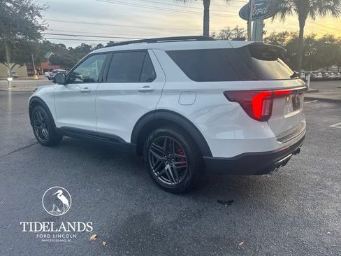 New 2026 Ford Explorer ST w/ Sun And Sound Package RWD image 6