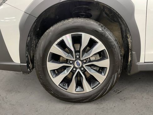 Used 2023 Subaru Outback Touring image 14