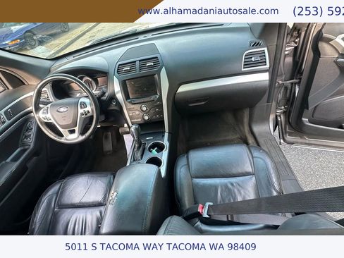 Used 2014 Ford Explorer XLT w/ Equipment Group 202A image 18