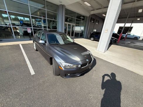 Used 2013 BMW 328i xDrive Sedan AWD/4WD image 1