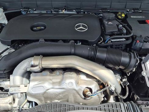 New 2026 Mercedes-Benz GLB 250 image 14