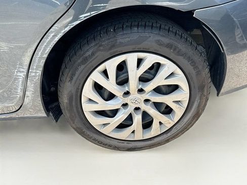 Used 2015 Toyota Corolla LE w/ Body Protection Package #1 FWD image 13