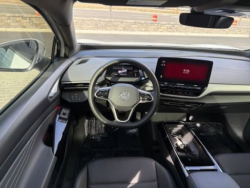 Certified 2023 Volkswagen ID.4 Pro S Plus image 16