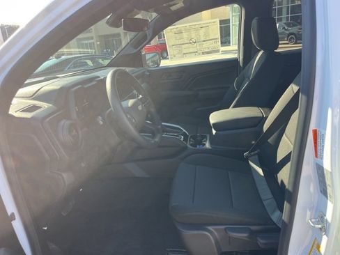 New 2026 Chevrolet Colorado W/T image 12