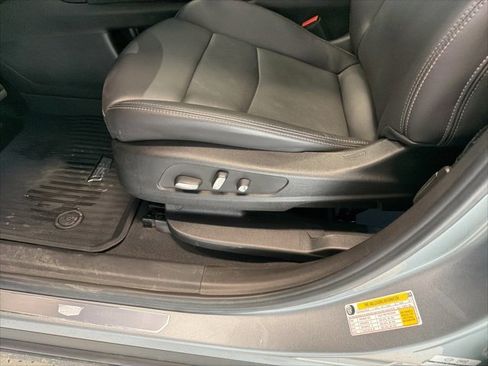 Used 2023 Cadillac XT6 Sport w/ Technology Package image 16