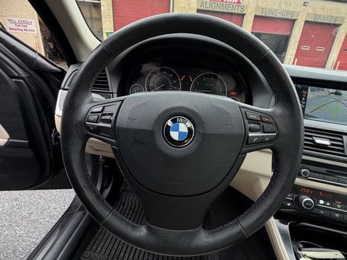Used 2012 BMW 528i xDrive Sedan AWD/4WD image 33