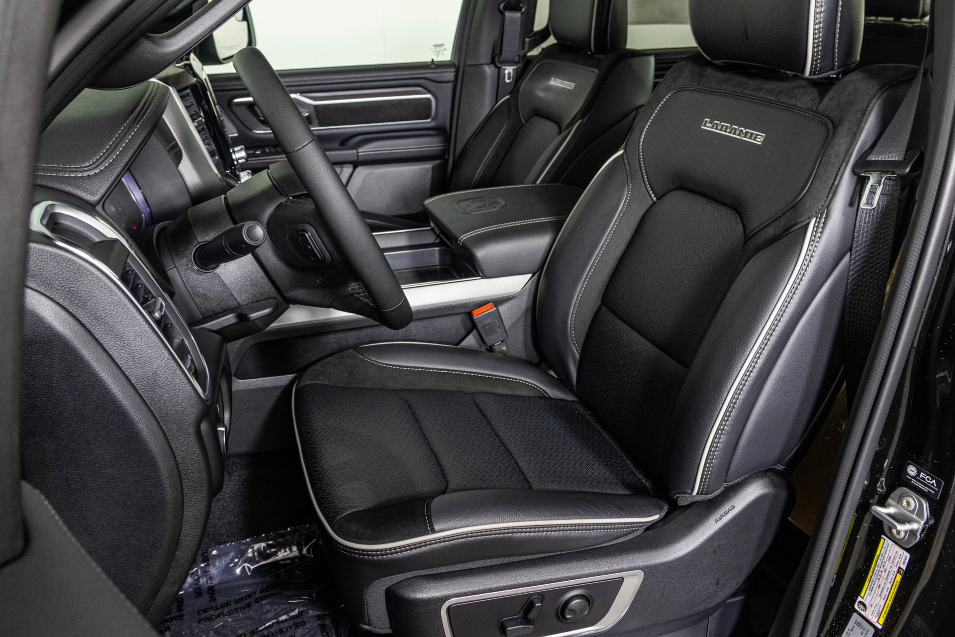 New 2027 RAM 1500 Laramie AWD/4WD image 23