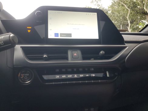 Used 2025 Lexus UX 300h FWD w/ Accessory Package (Z1) image 26