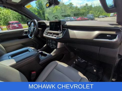 Used 2022 Chevrolet Tahoe LT w/ Luxury Package AWD/4WD image 31